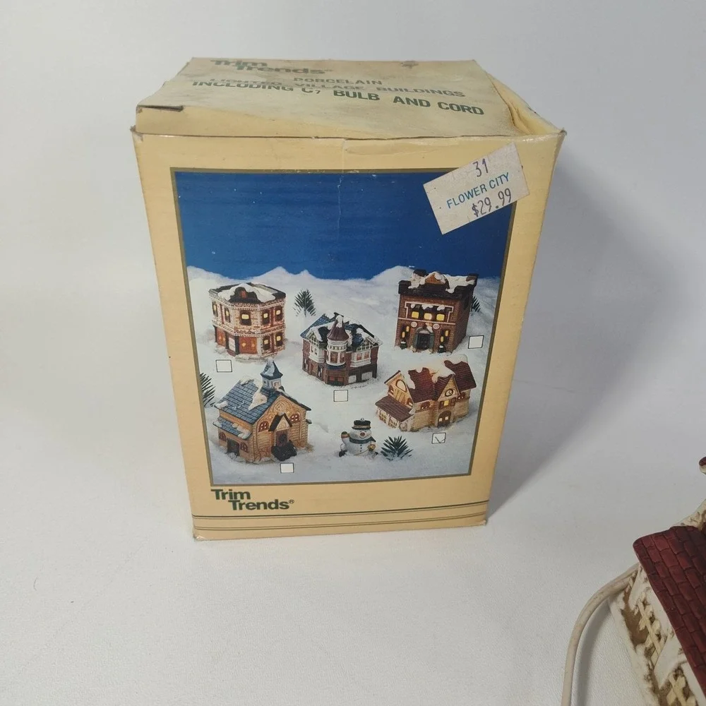 Trim Trends‎ Porcelain Lighted Village Building Charmex 1988